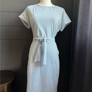 Merokeety Striped Blue and White Short Sleeve Midi Dress Size Medium Nautical